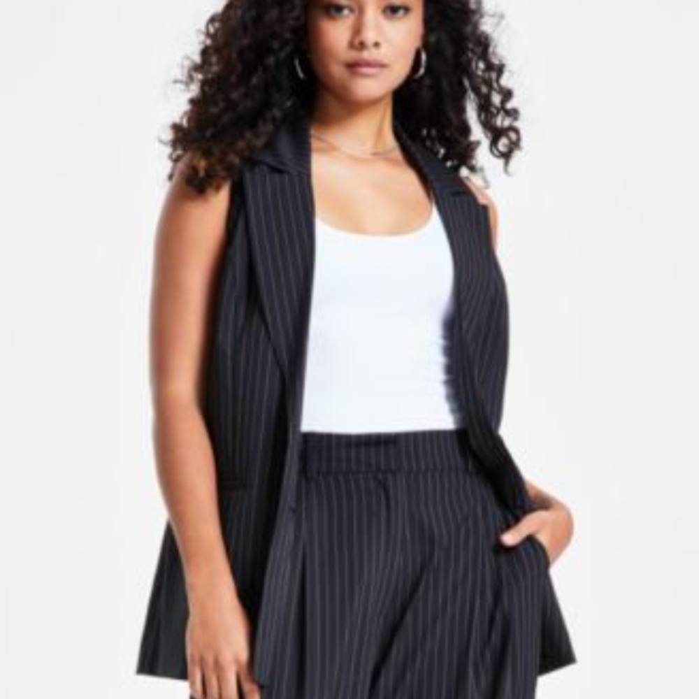 Soho Apparel Lmt Black Pinstripe Belted Long Sleeveless Vest Size L